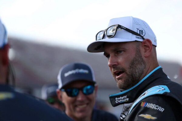 Shane van Gisbergen considera Coronado o percurso mais difícil, apesar de largar na pole position
