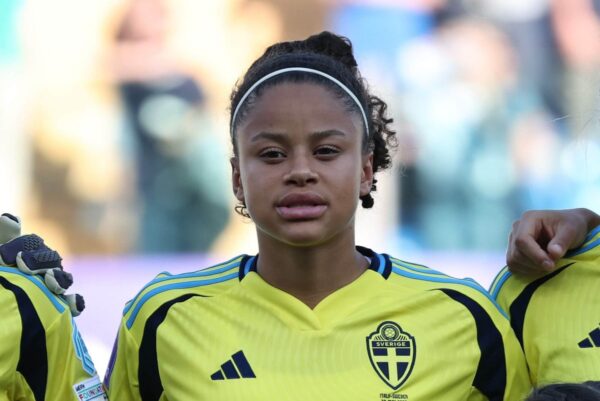 Real Madrid contrata Felicia Schroder do BK Hacken na ‘transferência mais cara de todos os tempos’ do BK Hacken