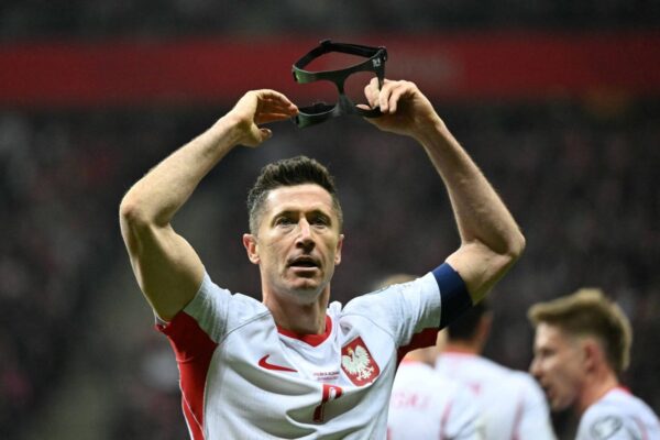 Robert Lewandowski concorda com a mudança do Chicago Fire e assinará contrato de dois anos com o clube da MLS