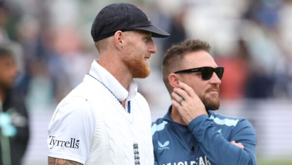 Brendon McCullum insiste que o capitão da Inglaterra, Ben Stokes, não manchou seu relacionamento com incidente em boate | Notícias de críquete