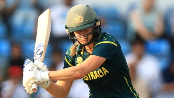 Copa do Mundo Feminina T20 da ICC: Ellyse Perry estrela com bastão e bola enquanto a Austrália continua invicta com vitória por 113 corridas contra o Paquistão | Notícias de críquete
