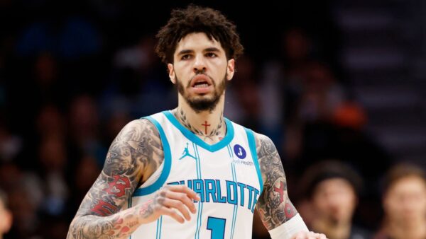 NBA: Charlotte Hornets troca LaMelo Ball, Josh Green para Minnesota Timberwolves por Naz Reid e uma série de escolhas no draft | Notícias da NBA