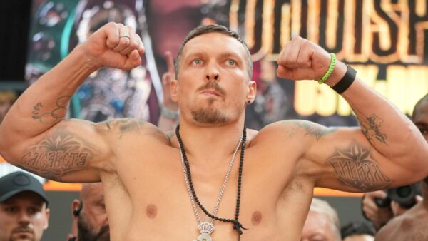 Oleksandr Usyk desocupa títulos mundiais, mas diz que sua ‘última dança’ ainda está por vir | Notícias do boxe