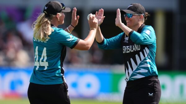 Copa do Mundo Feminina T20 da ICC: Nova Zelândia elimina a Escócia com uma vitória de seis postigos e mantém vivas suas esperanças de progressão | Notícias de críquete