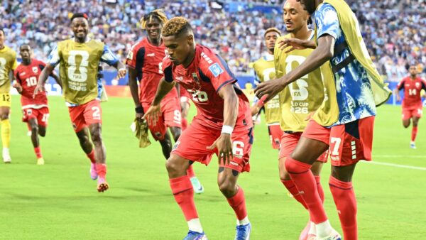 Uruguai 2 – 2 Cabo Verde