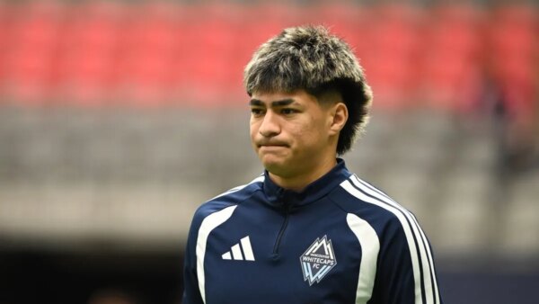 Kenji Cabrera, do Whitecaps, passa por cirurgia no pé