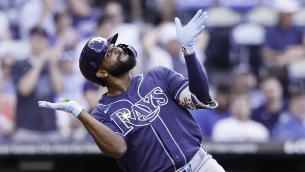 Junior Caminero estende sequência de home run para 5 jogos enquanto Rays derrota Royals
